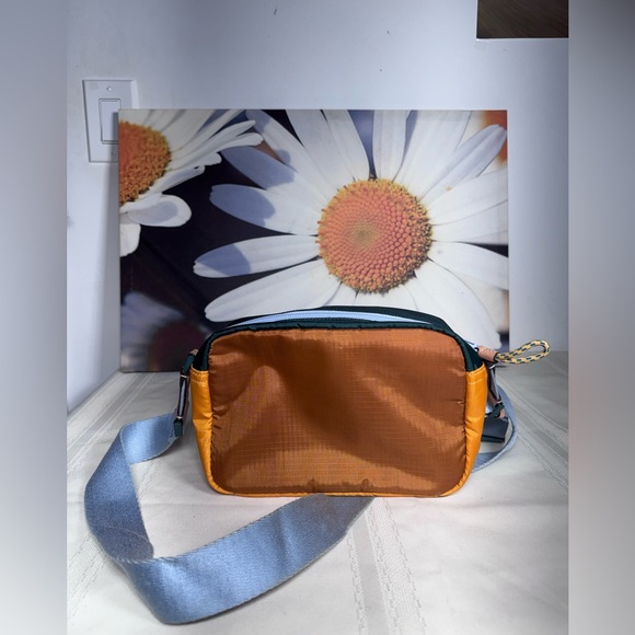 Tory Burch Tory Sport Nylon Crossbody Belt Bag Coloblock - Picture 2 of 9